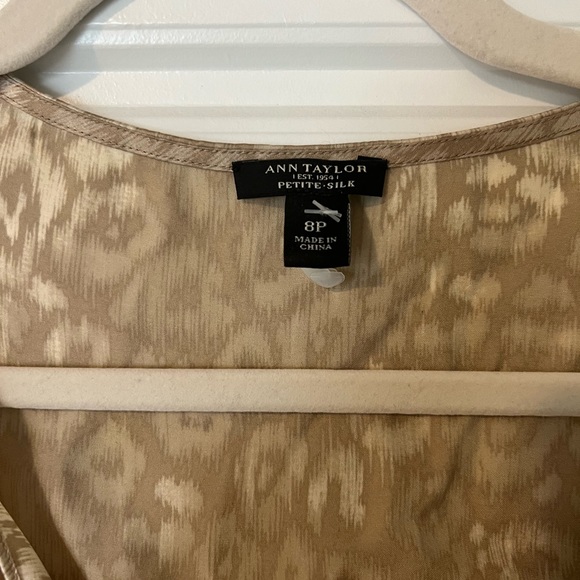 Ann Taylor blouse - Picture 2 of 3